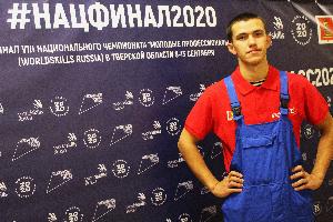 Участник финала VIII Национального чемпионата WorldSkills Russia по компетенции «Кирпичная кладка» – Николай Ахметов